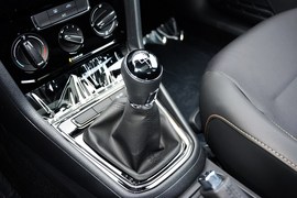 2016款大众宝来1.6L手动舒适型
