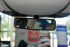 2015款福特福克斯三厢1.6L自动舒适型