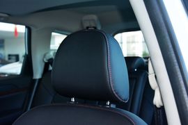 2015款哈弗H6运动版1.5T手动两驱精英型