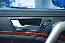 2015款哈弗H6运动版1.5T手动两驱精英型