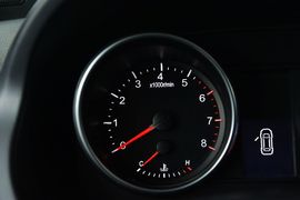 2015款哈弗H6运动版1.5T手动两驱精英型