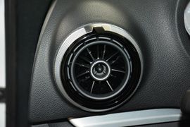2015款奥迪S3