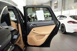 2016款保时捷Macan