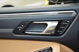 2016款保时捷Macan