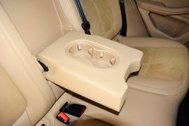 2016款保时捷Macan