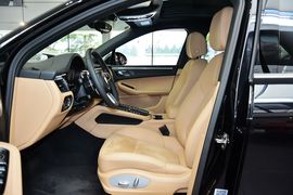 2016款保时捷Macan