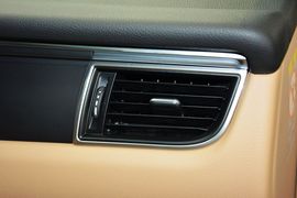 2016款保时捷Macan