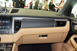 2016款保时捷Macan