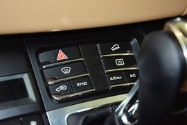 2016款保时捷Macan