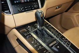 2016款保时捷Macan