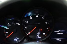 2016款保时捷Macan