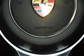 2016款保时捷Macan