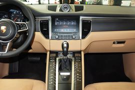 2016款保时捷Macan