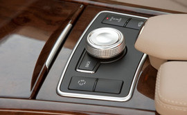 2010款奔驰E550海外试驾实拍