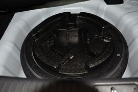 2016款长安逸动电动车豪华型