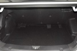 2016款长安逸动电动车豪华型