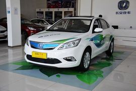 2016款长安逸动电动车豪华型