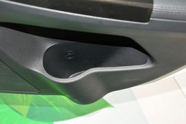 2016款长安逸动电动车豪华型