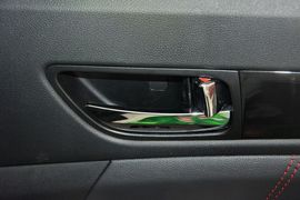 2016款长安逸动电动车豪华型