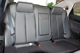 2016款长安逸动电动车豪华型