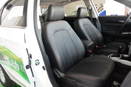 2016款长安逸动电动车豪华型