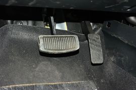 2016款长安逸动电动车豪华型