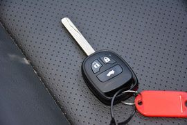 2016款长安逸动电动车豪华型