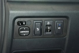 2016款长安逸动电动车豪华型