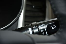 2016款长安逸动电动车豪华型