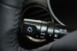 2016款长安逸动电动车豪华型