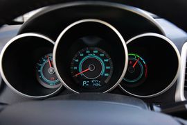 2016款长安逸动电动车豪华型