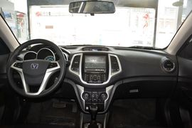 2016款长安逸动电动车豪华型