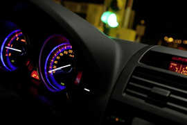 2011款马自达6轿跑车