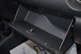 2010款雪佛兰乐驰运动版1.2L活力型