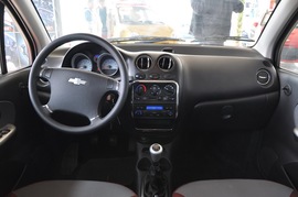 2010款雪佛兰乐驰运动版1.2L活力型