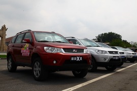 2010款陆风X8广州试驾
