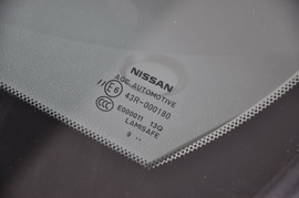 2010款日产玛驰1.5L自动标准型