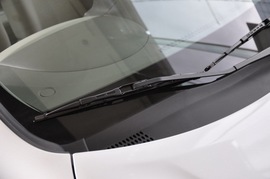 2010款日产玛驰1.5L自动标准型
