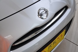 2010款日产玛驰1.5L自动标准型