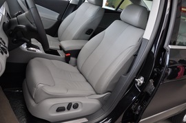 2011款大众迈腾2.0TSI