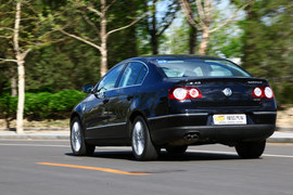 2011款大众迈腾2.0TSI