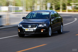 2011款大众迈腾2.0TSI
