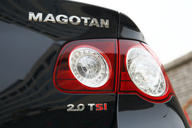 2011款大众迈腾2.0TSI