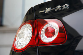2011款大众迈腾2.0TSI