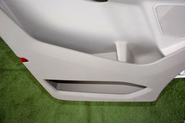 2016款福特途睿欧2.0T手动精睿版