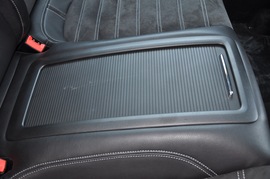 2010款一汽大众CC