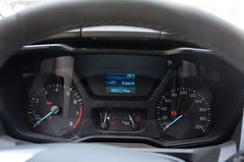 2016款福特途睿欧2.0T手动精睿版