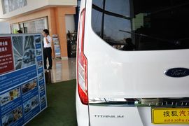 2016款福特途睿欧2.0T手动精睿版