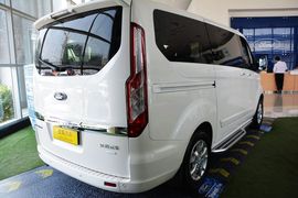 2016款福特途睿欧2.0T手动精睿版