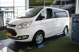 2016款福特途睿欧2.0T手动精睿版